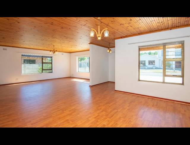 4 BEDROOM PROPERTY TO RENT IN AMANDELSIG